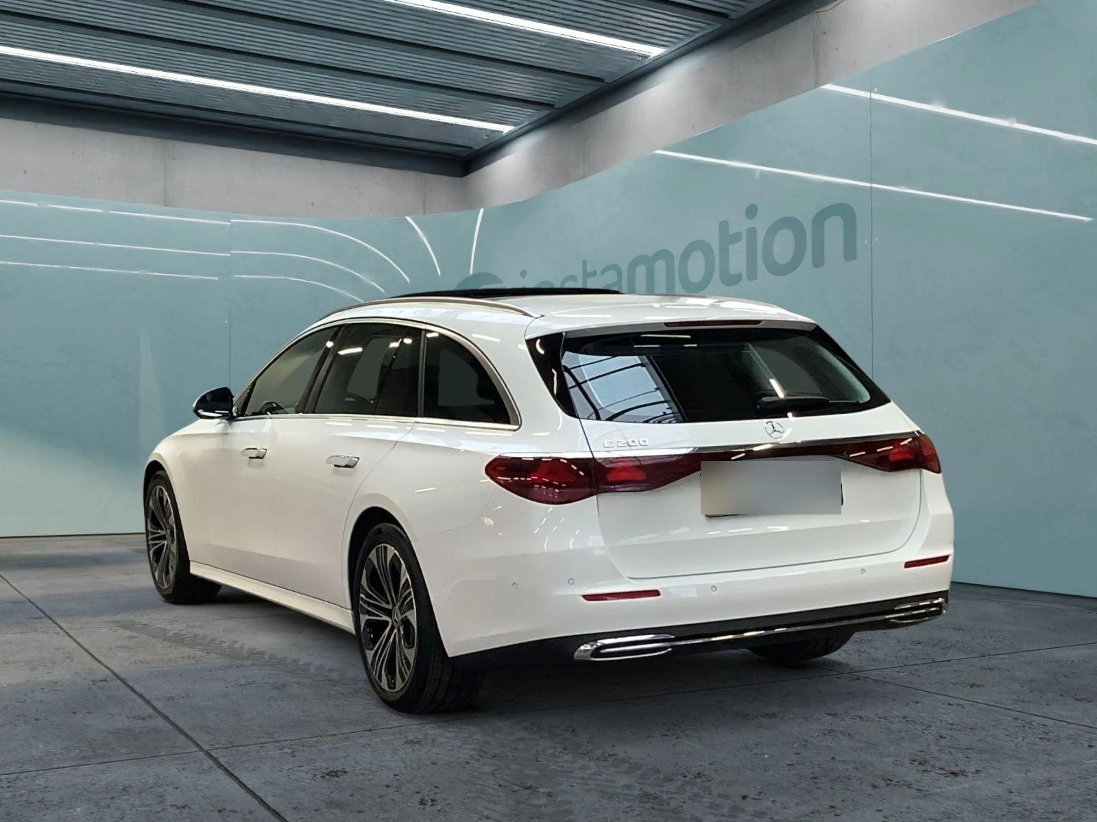 Mercedes-Benz E 220 MHEV | 227 �.�| ��������| DISTRONIC| 9G-TRONIC | Mobile.bg � ����������� 6