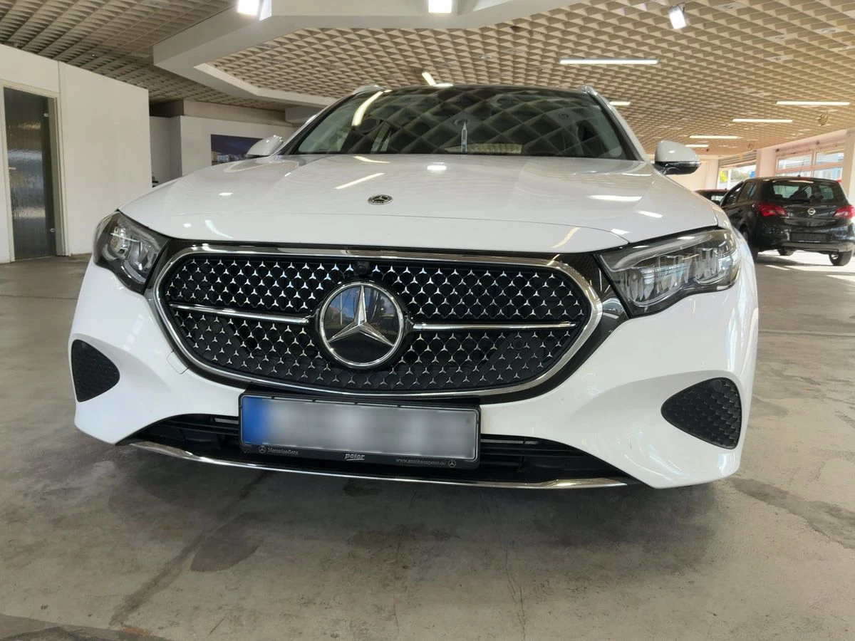 Mercedes-Benz E 220 MHEV | 227 �.�| ��������| DISTRONIC| 9G-TRONIC | Mobile.bg � ����������� 11