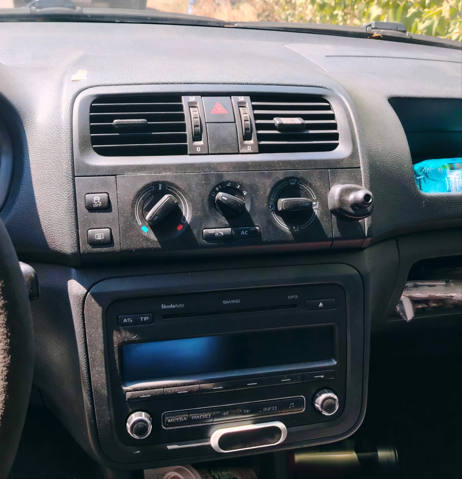 Skoda Fabia, снимка 4 - Автомобили и джипове - 56565459