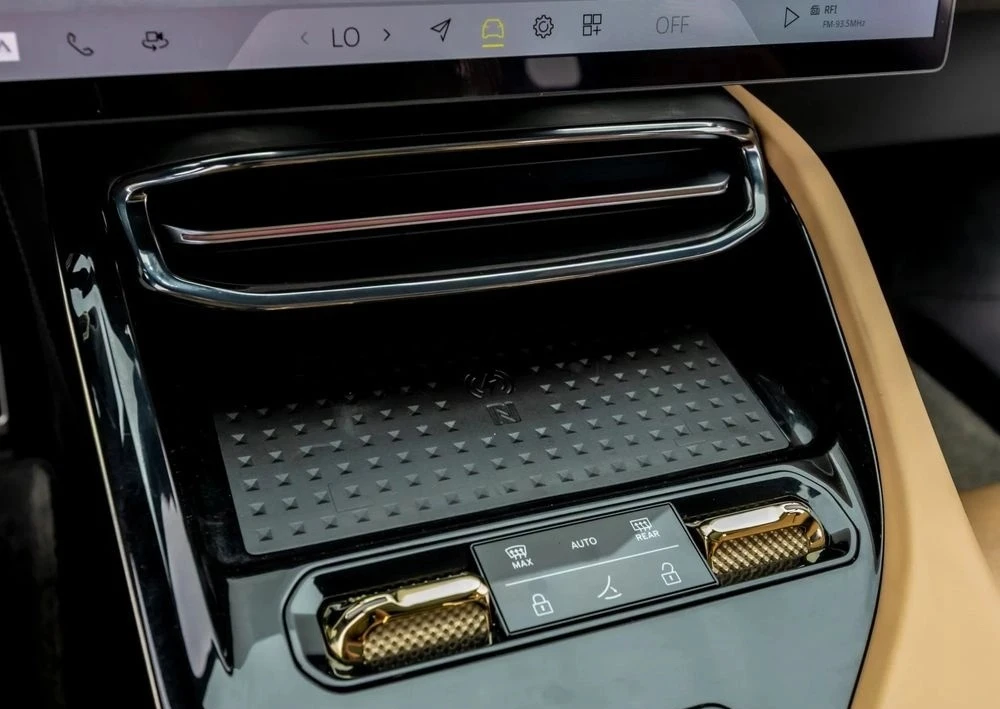 Lotus Eletre R 112 kWh Dual Motor AWD | Mobile.bg � ����������� 14