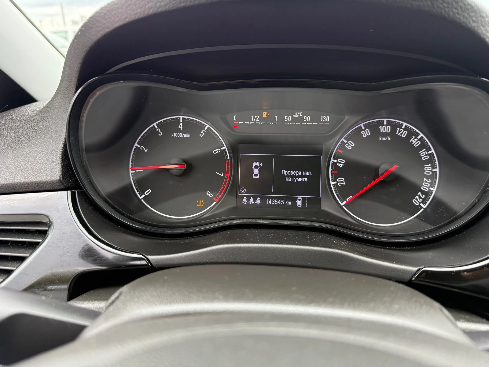 Opel Corsa 1.0 I EVRO 6, снимка 11 - Автомобили и джипове - 56651736