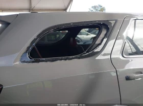 Dodge Durango 6.2L V-8 SUPERCHARGER, 710HP All Wheel Drive - 62300 € / 121848.21 лв. - 81624115 11