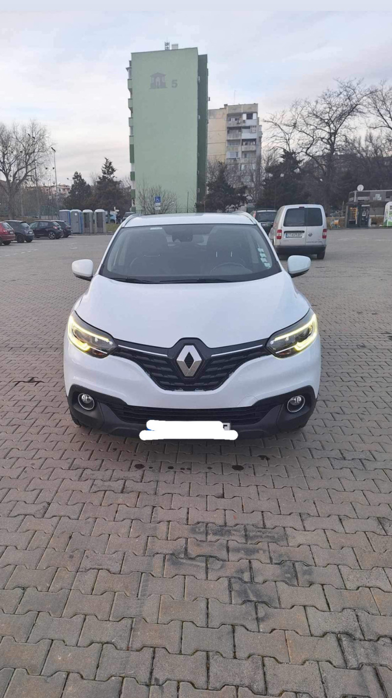 Renault Kadjar, снимка 2 - Автомобили и джипове - 45279211