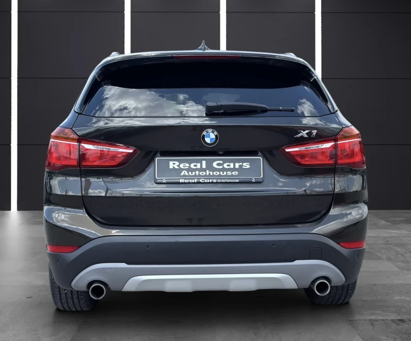 BMW X1 * xDrive25d* Sport Line* LED* PANO* H&K* HUD* , снимка 6 - Автомобили и джипове - 50977869