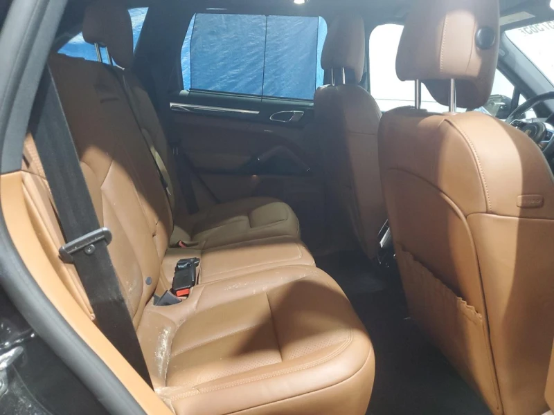 Porsche Cayenne 3.6V6, снимка 10 - Автомобили и джипове - 52674785