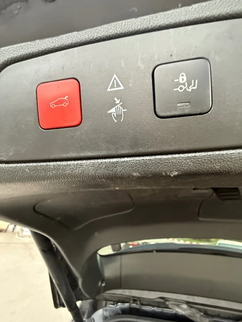 Opel Grandland X TURBO* AUTOMATIC EURO 6D, снимка 12 - Автомобили и джипове - 52816316