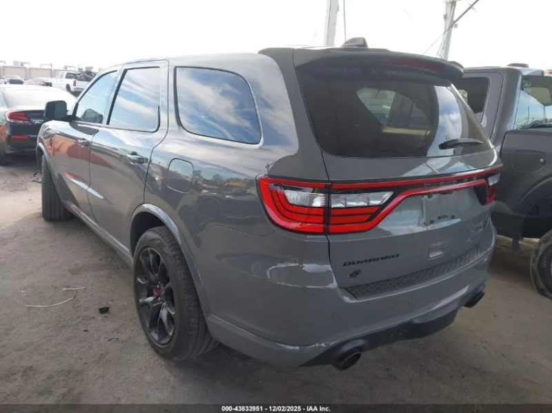 Dodge Durango 6.2L V-8 SUPERCHARGER, 710HP All Wheel Drive, снимка 8 - Автомобили и джипове - 52938704