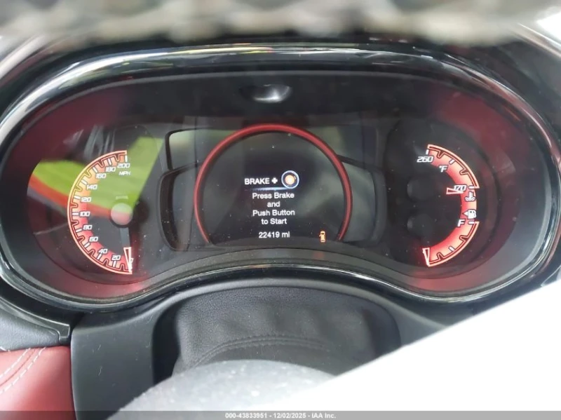 Dodge Durango 6.2L V-8 SUPERCHARGER, 710HP All Wheel Drive, снимка 12 - Автомобили и джипове - 52938704