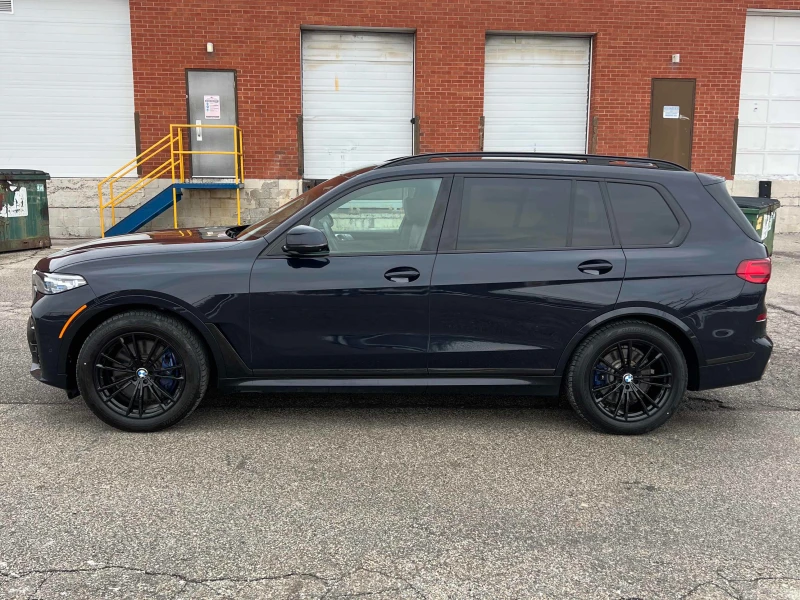 BMW X7 M-PACK* xDrive40i* LASER* DISTRONIC* HEAD-UP* ТЕЛЕ, снимка 2 - Автомобили и джипове - 53428520