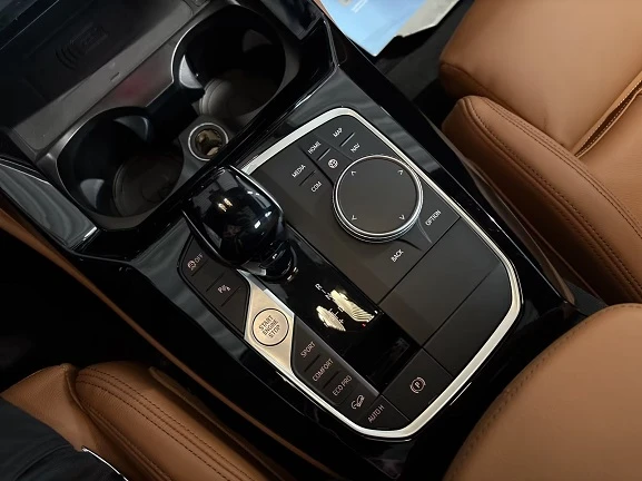 BMW X4 30i xDrive = M-Sport = Shadow Line Гаранция, снимка 6 - Автомобили и джипове - 53874818