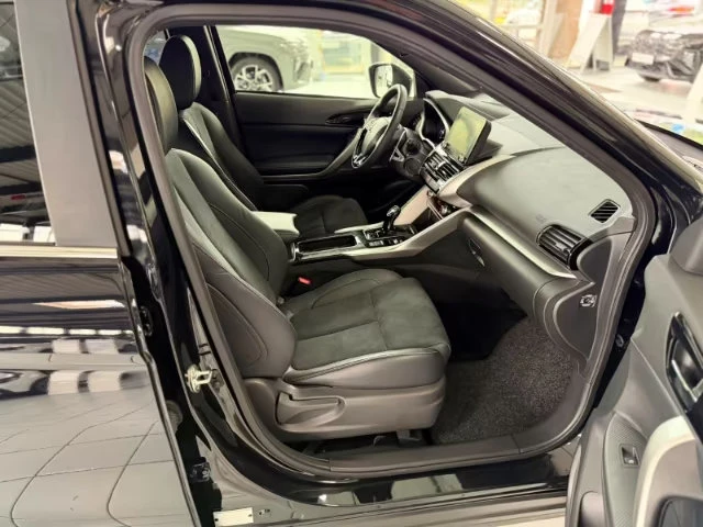 Mitsubishi Eclipse Cross PHEV/188HP/SELECT+ /4X4/360/ACC/LED/NAVI/647z, снимка 12 - Автомобили и джипове - 55434140
