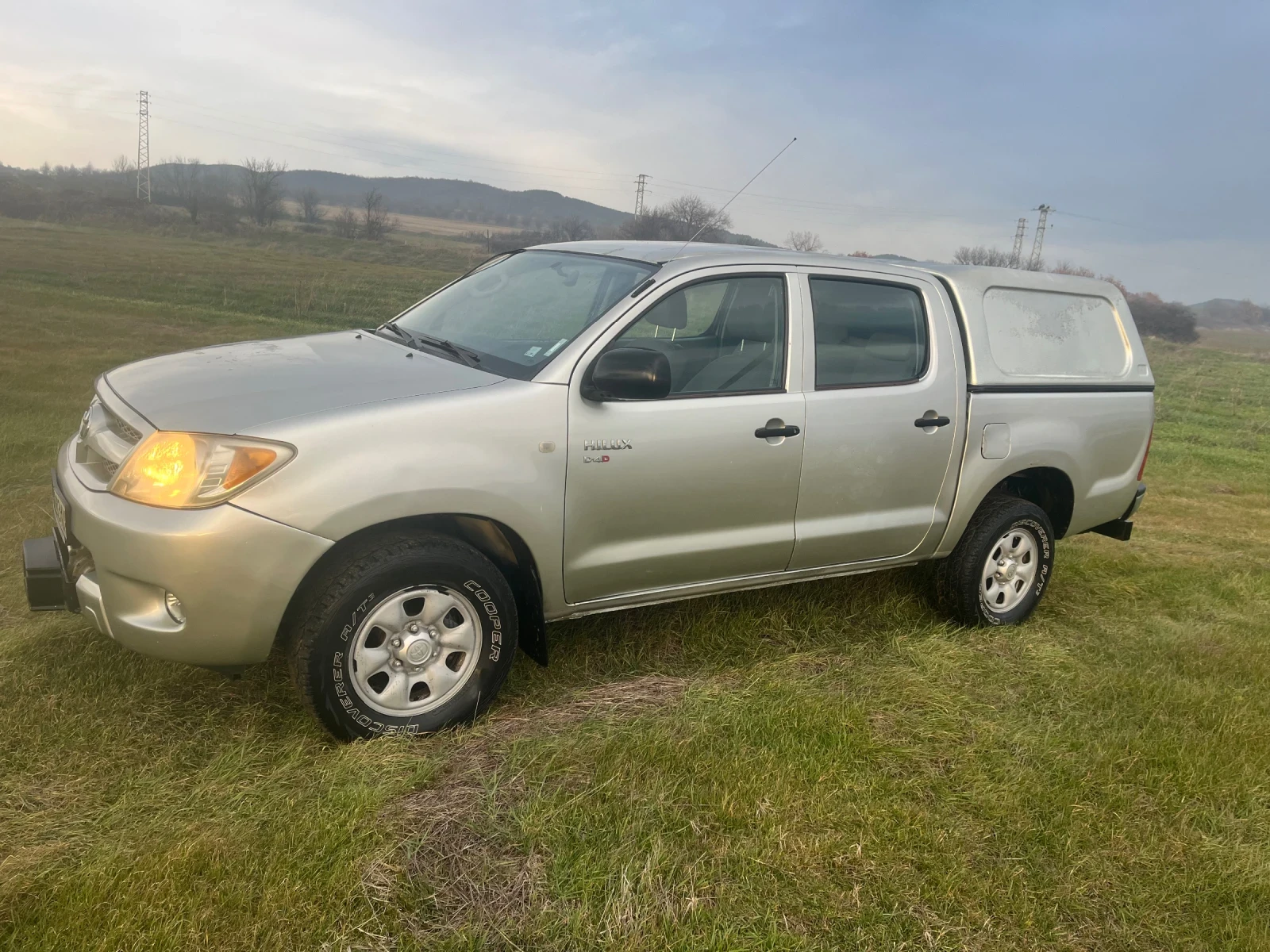 Toyota Hilux, снимка 1