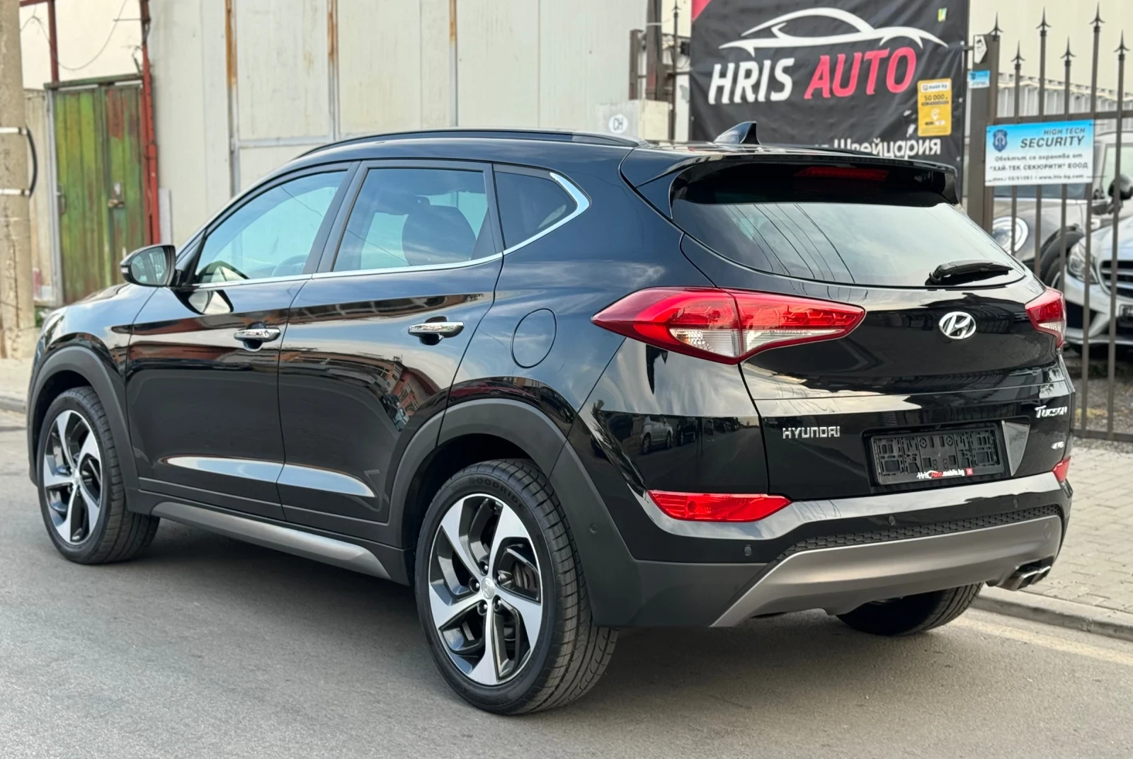 Hyundai Tucson 2.0 CRDI 4WD VERTEX Внос Швейцария - изображение 4