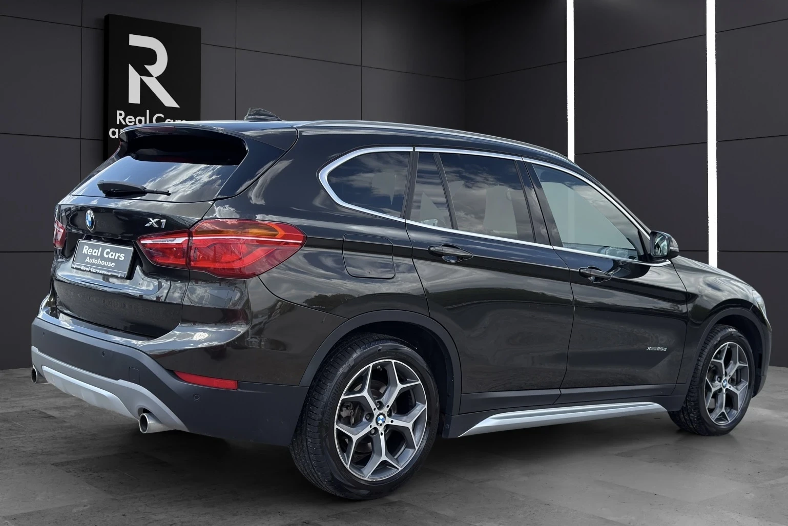 BMW X1 * xDrive25d* Sport Line* LED* PANO* H&K* HUD*  - изображение 5