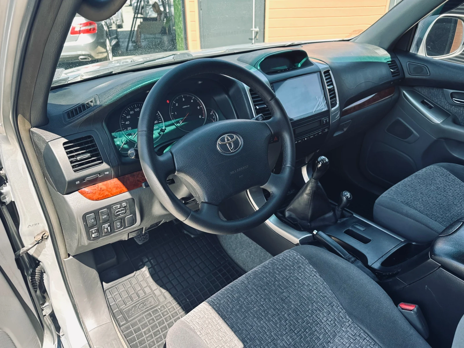 Toyota Land cruiser D-4D/Navi/Cruze control/LED - изображение 9