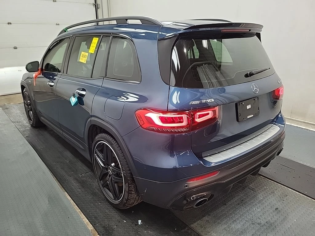 Mercedes-Benz GLB * AMG 35 * CARFAX * БЕЗ ПЪРВОНАЧАЛНА ВНОСКА - изображение 4