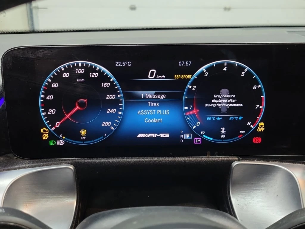 Mercedes-Benz GLB * AMG 35 * CARFAX * БЕЗ ПЪРВОНАЧАЛНА ВНОСКА - изображение 10