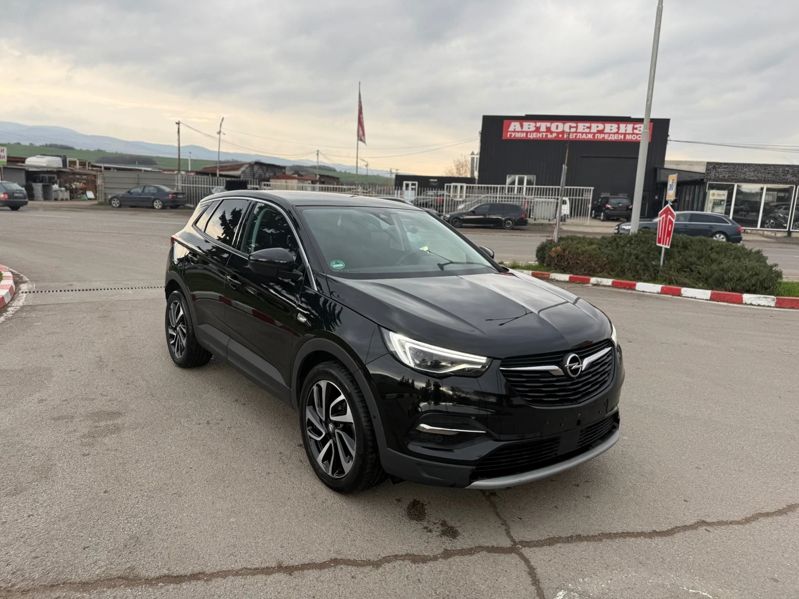 Opel Grandland X TURBO* AUTOMATIC EURO 6D - изображение 3