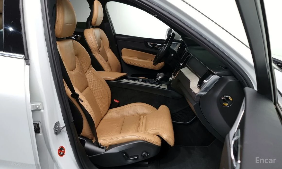 Volvo XC60  - изображение 10
