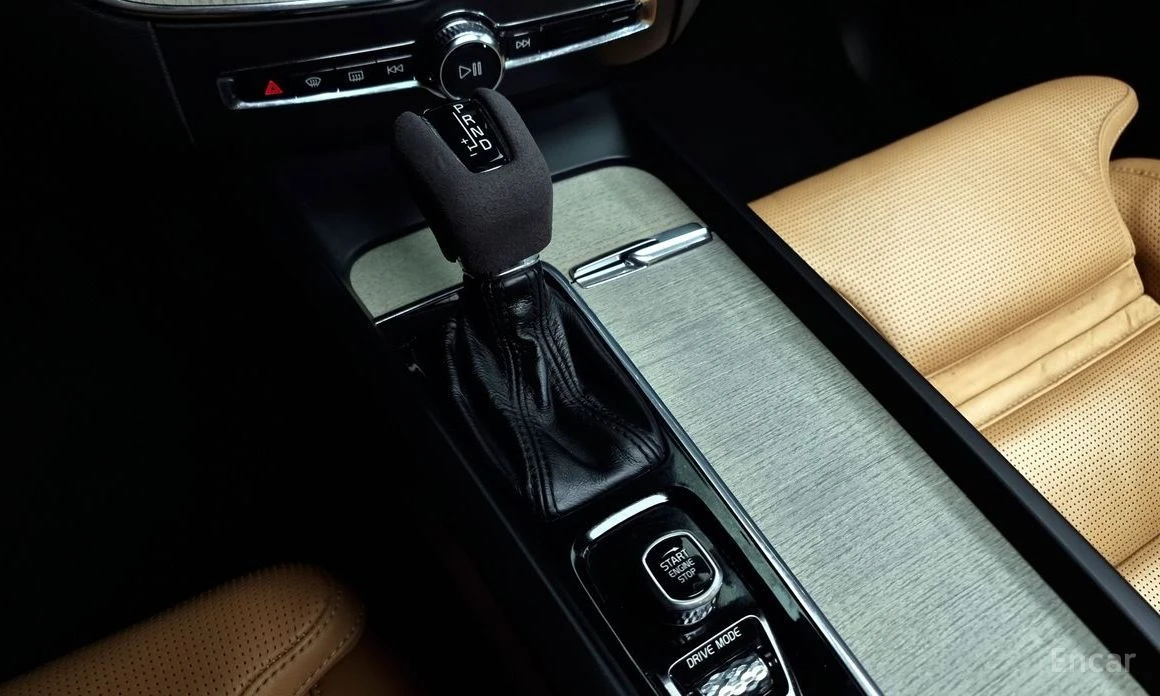 Volvo XC60  - изображение 9