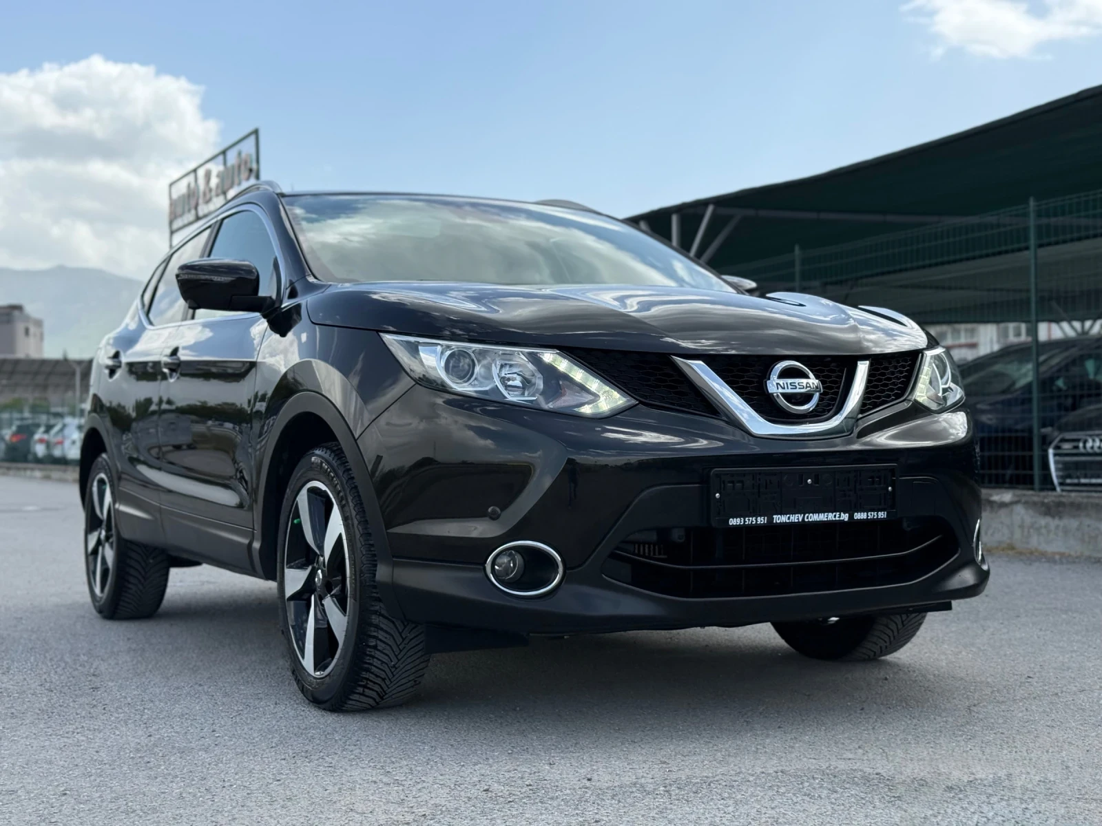 Nissan Qashqai 1.5-dci-162.000km-TOP-EURO-6B-ПАНОРАМА-КАМЕРА-360