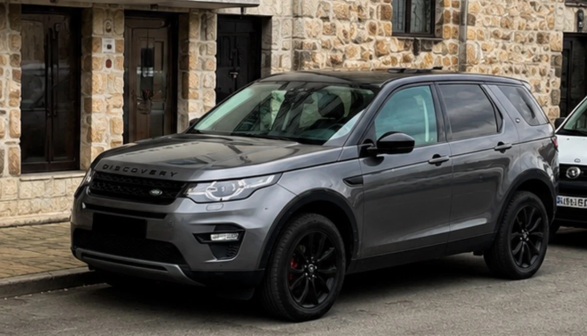 Land Rover Discovery Sport Custom Star Roof , 180HP , HSE