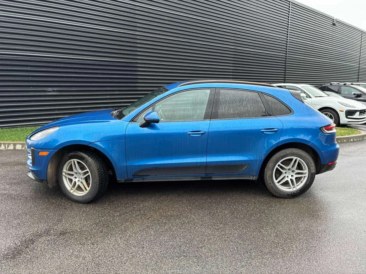Porsche Macan * AWD * CARFAX * ОПЦИЯ ЗА ФИНАНСИРАНЕ, снимка 2 - Автомобили и джипове - 55467471