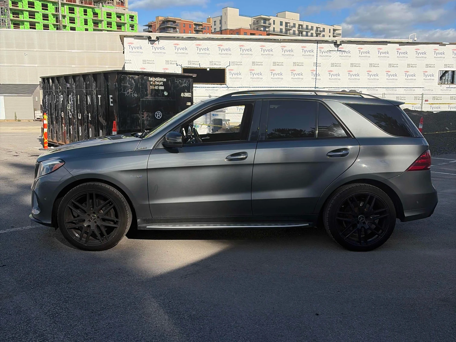 Mercedes-Benz GLE 43 AMG * CARFAX * , снимка 2 - Автомобили и джипове - 56086325