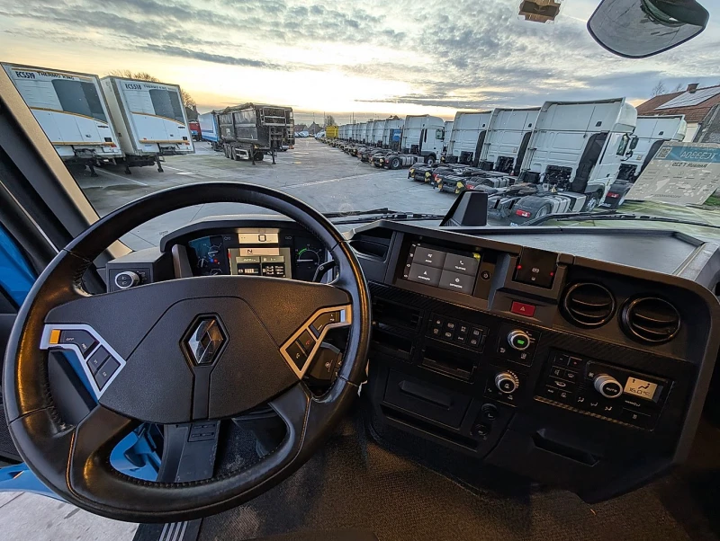 Renault T 520 Ratarder, снимка 12 - Камиони - 52667939