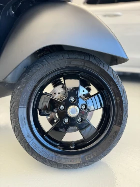 Vespa 300 GTS Notte AKRAPOVIC | Mobile.bg    9
