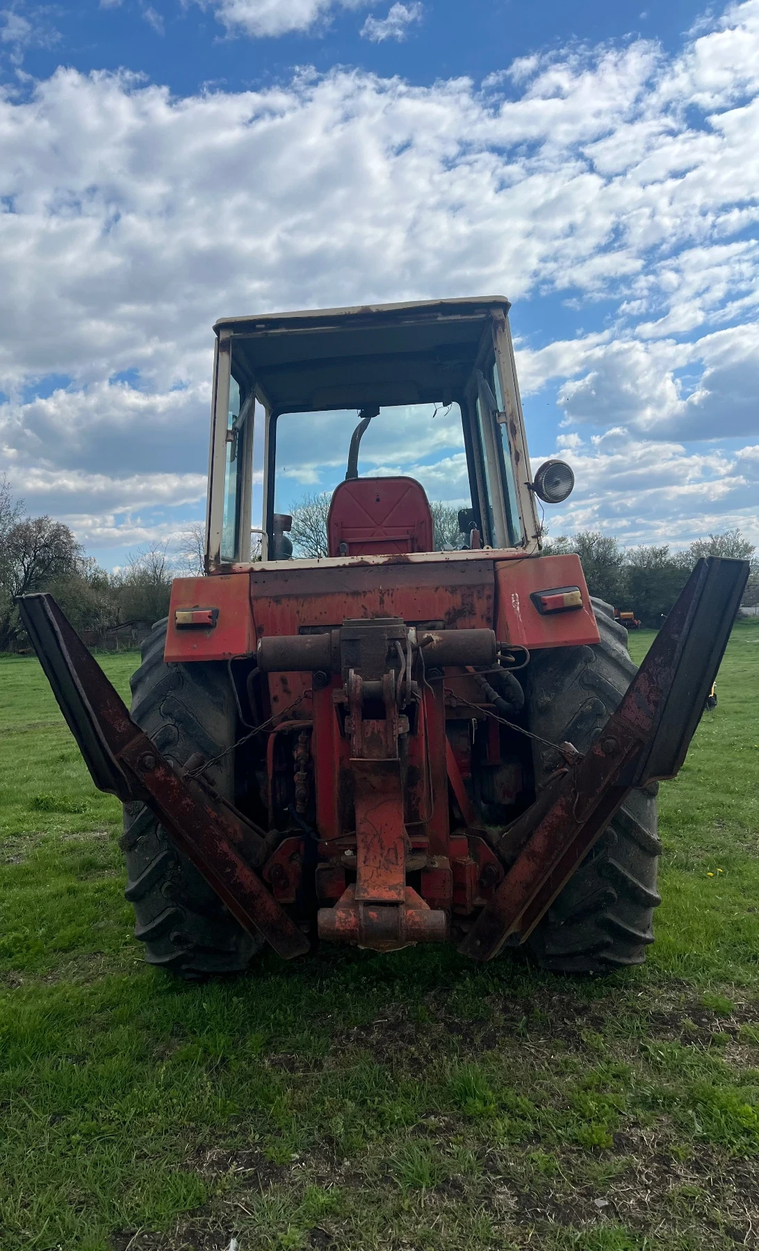 Трактор ЮМЗ, снимка 3 - Селскостопанска техника - 54294453