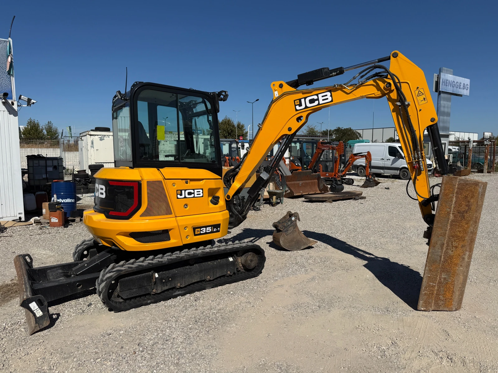 Багер JCB 35Z-1, снимка 16 - Индустриална техника - 56361317