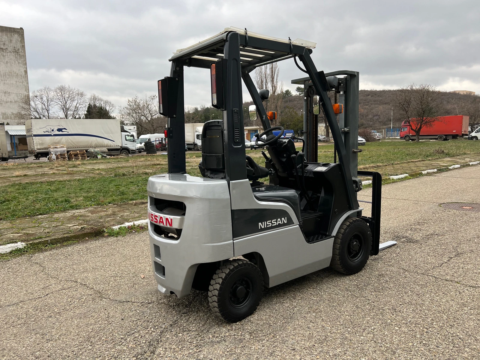  Nissan   /   /  !!! | Mobile.bg   5