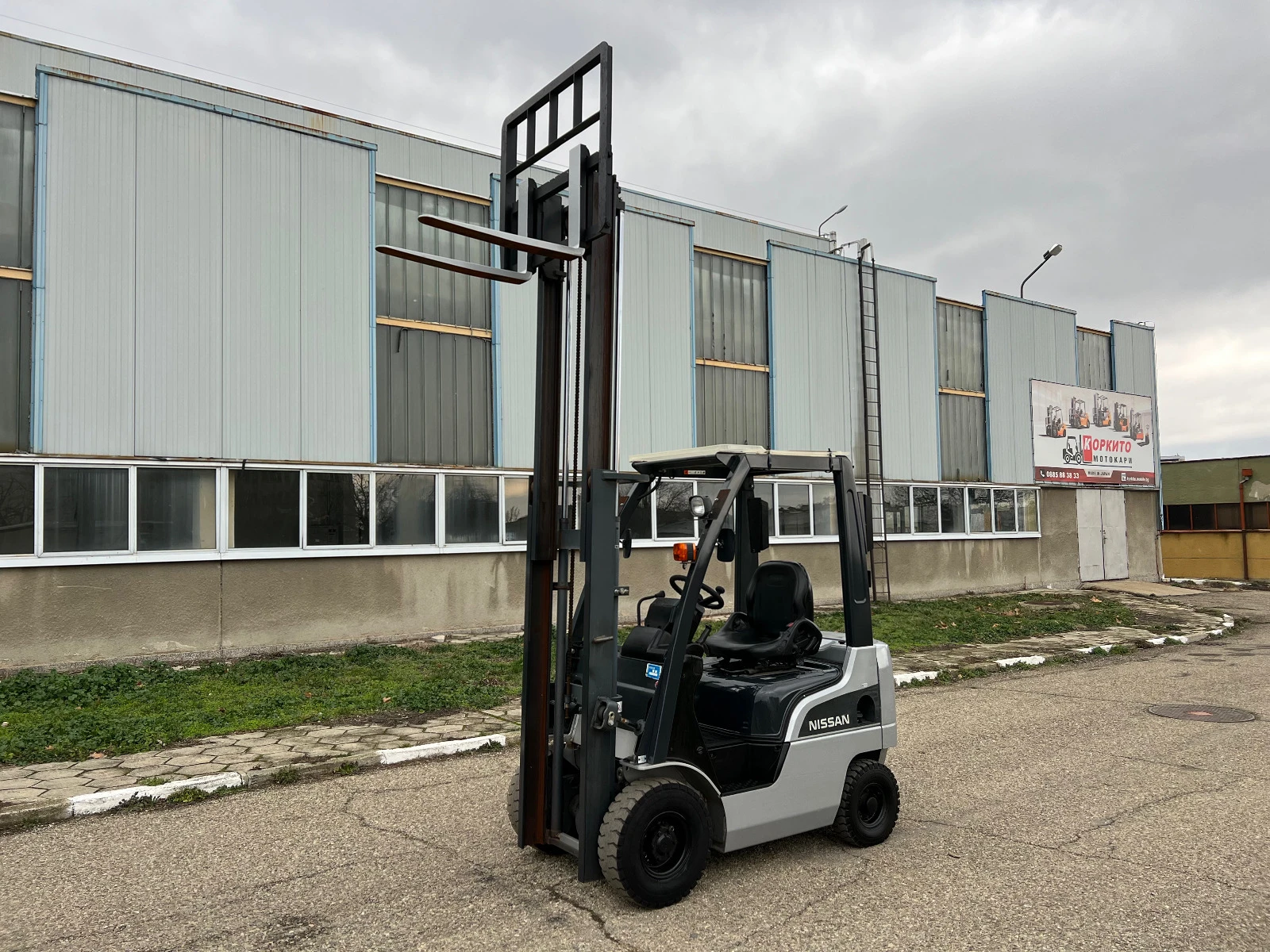  Nissan   /   /  !!! | Mobile.bg   9