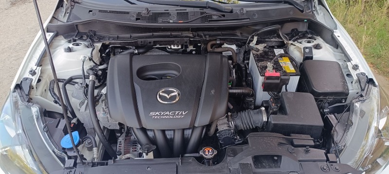 Mazda 2 1.5i skayaktiv Evro6, снимка 17 - Автомобили и джипове - 46349817