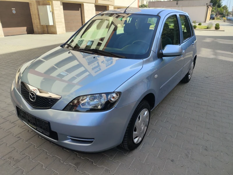 Mazda 2, снимка 2 - Автомобили и джипове - 47489331