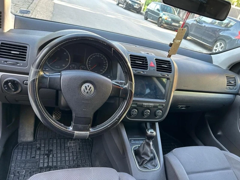 VW Golf, снимка 5 - Автомобили и джипове - 47624201