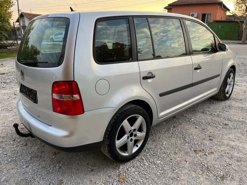 VW Touran 105к.с. 6ск. AC Теглич, снимка 6 - Автомобили и джипове - 47838245