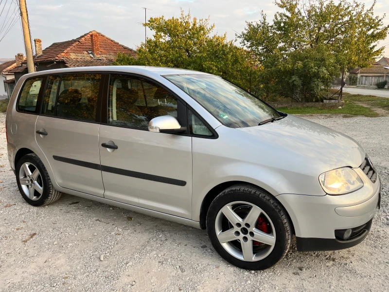 VW Touran 105к.с. 6ск. AC Теглич, снимка 7 - Автомобили и джипове - 47838245