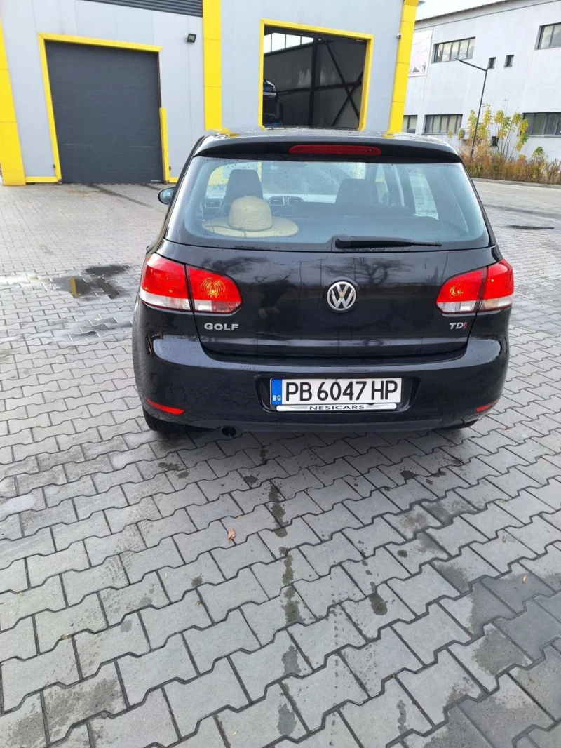 VW Golf, снимка 6 - Автомобили и джипове - 48070501