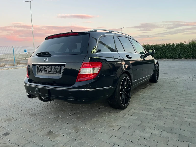 Mercedes-Benz C 180, снимка 2 - Автомобили и джипове - 48734672