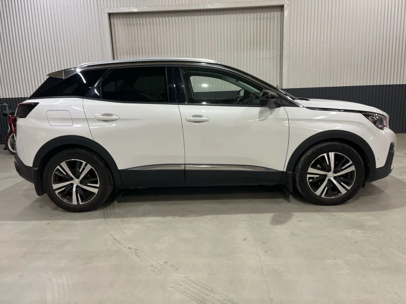 Peugeot 3008 1.2 PureTech 130 / EAT6 / EU6, снимка 8 - Автомобили и джипове - 48647690