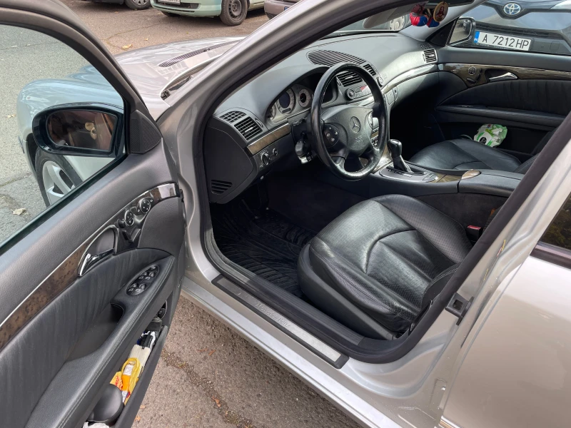 Mercedes-Benz E 500 5000, снимка 13 - Автомобили и джипове - 52284005