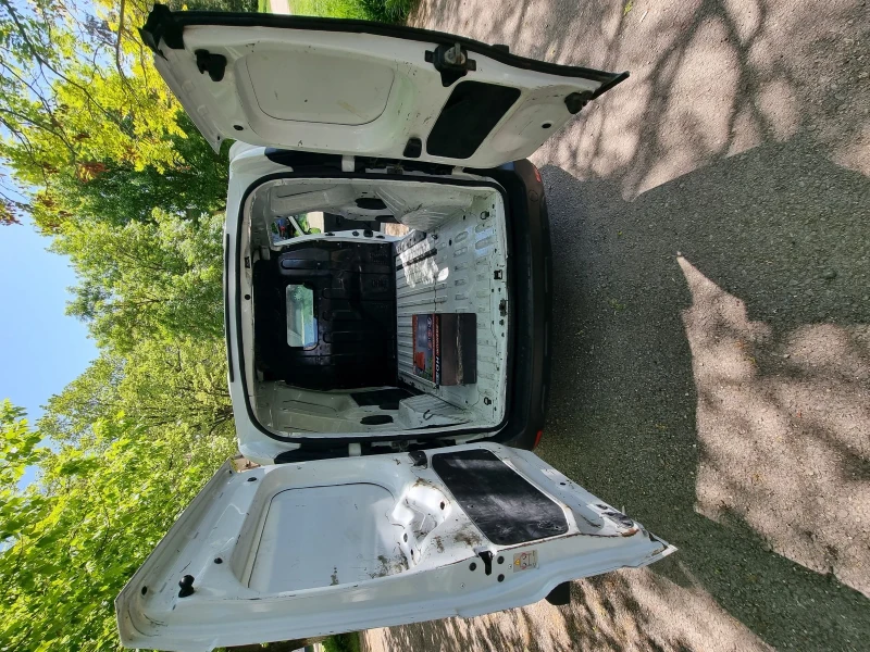 Dacia Dokker, снимка 14 - Автомобили и джипове - 51654859