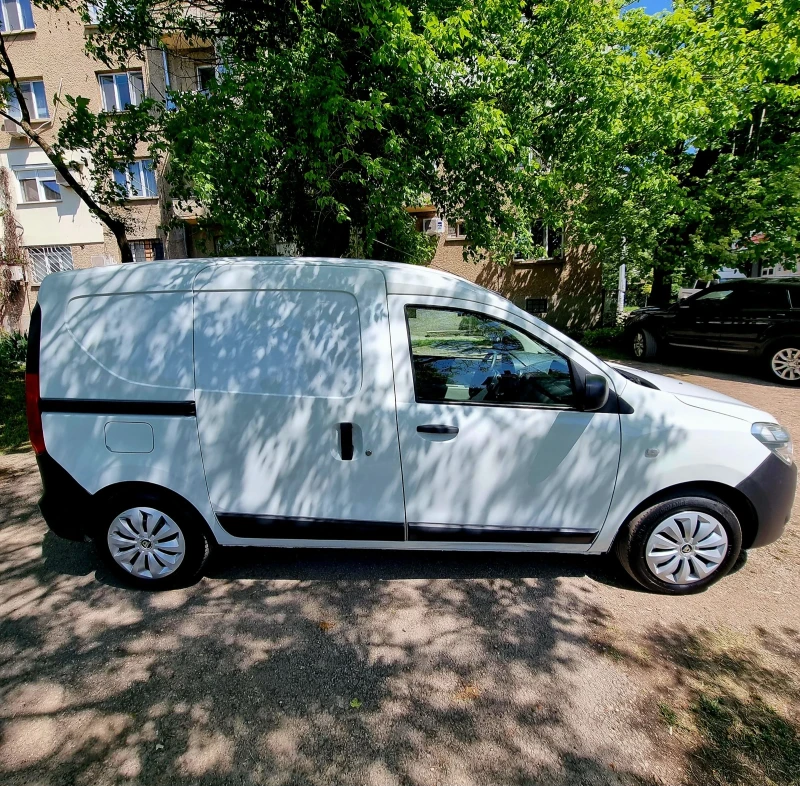 Dacia Dokker, снимка 8 - Автомобили и джипове - 51654859