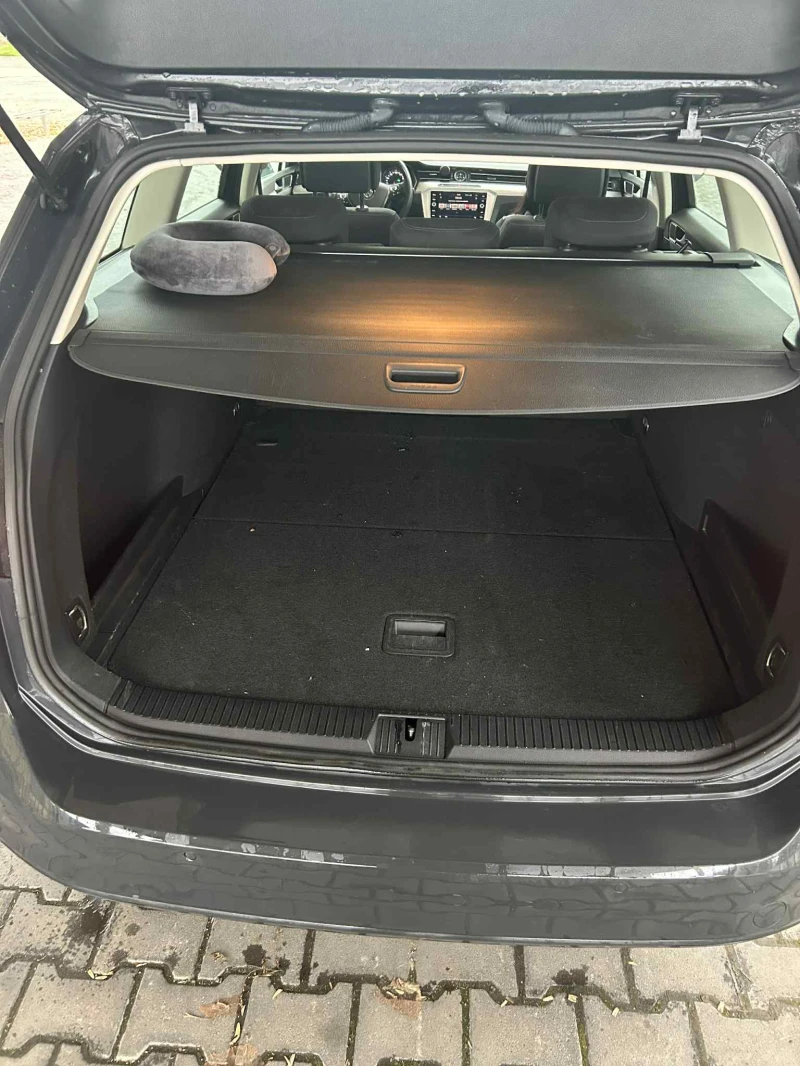 VW Passat B8, снимка 9 - Автомобили и джипове - 52529261