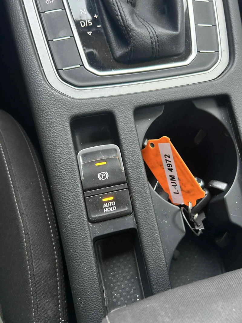 VW Passat B8, снимка 12 - Автомобили и джипове - 52529261