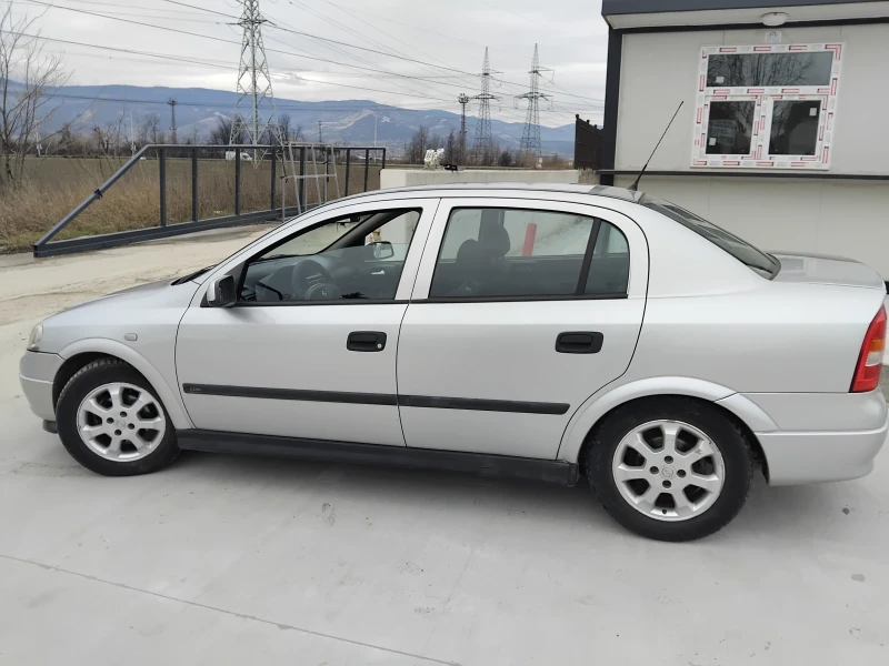 Opel Astra 1.6//КЛИМА//СТАРИЯ МОТОР//, снимка 14 - Автомобили и джипове - 53089370