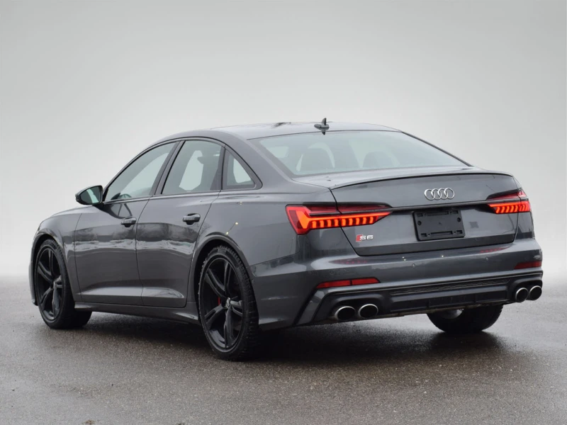 Audi S6 | Sport Pkg | Black Optics CARFAX АВТО КРЕДИТ , снимка 4 - Автомобили и джипове - 53249194