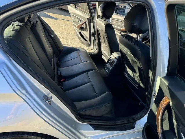 BMW 335 I * ro Pack* * HeadUp* * A* (   | Mobile.bg   10